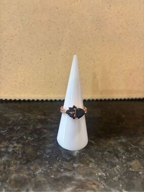 BP Size 7- Elegant Black Onyx Stone Rose Gold Ring - Women Jewelry